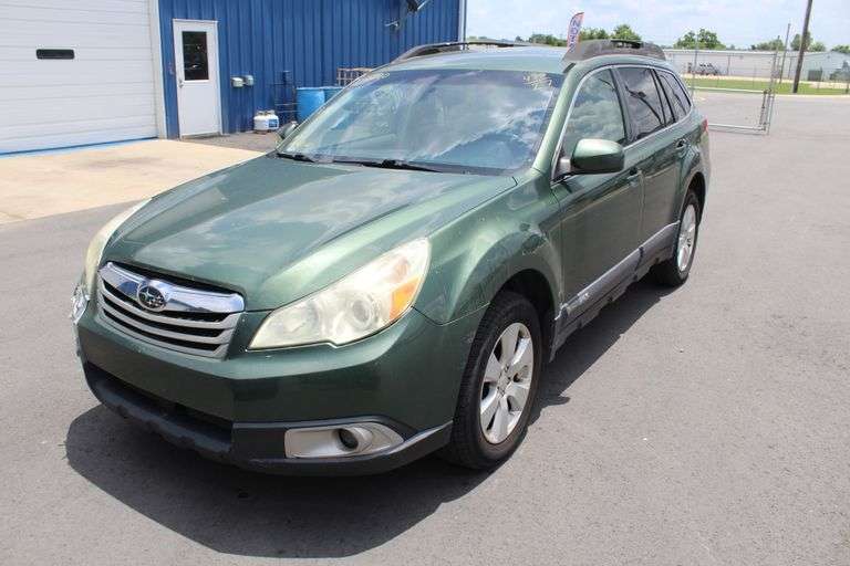 2010  SUBARU  Outback  4S4BRCCC0A3339911  Mileage:   168310
