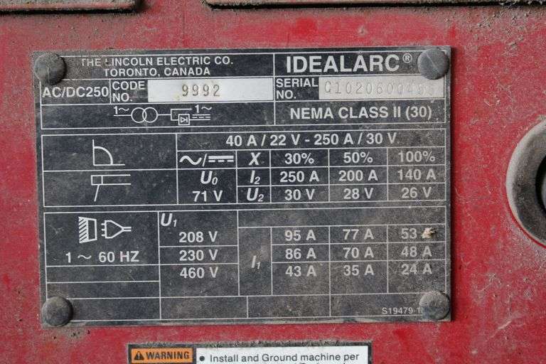 LINCOLN ELECTRIC IDEALARC 250 WELDER WITH CART