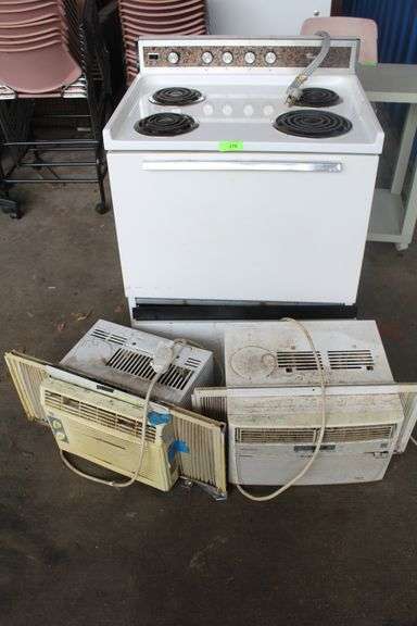 LOT WITH ELECTRIC STOVE AND 2- 110 AC UNITS