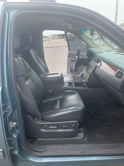 2012  CHEVROLET  Avalanche  3GNTKFE70CG106472  Mileage:   223732