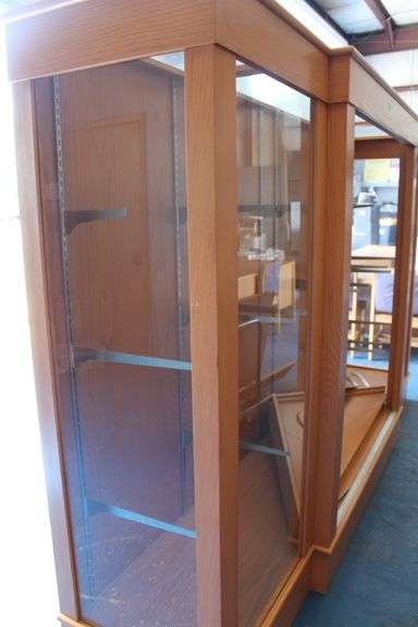 LARGE WOOD DISPLAY CABINET (GLASS SHELVES, AND HAS BRACKETS, OPEN*NO OUTER GLASS IN MIDDLE)