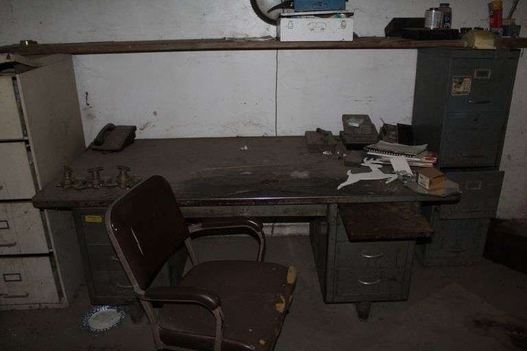 CONTENTS OF OFFICE