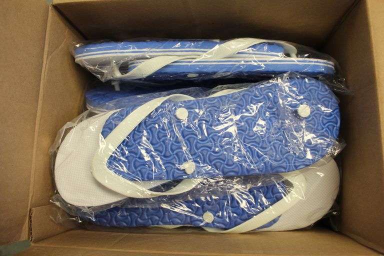 BOX OF 8 FLIP FLOPS
