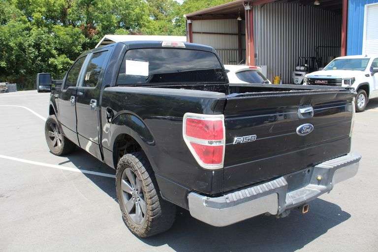 2010  FORD  F-150  1FTEW1C86AFC10791  Mileage:   200284