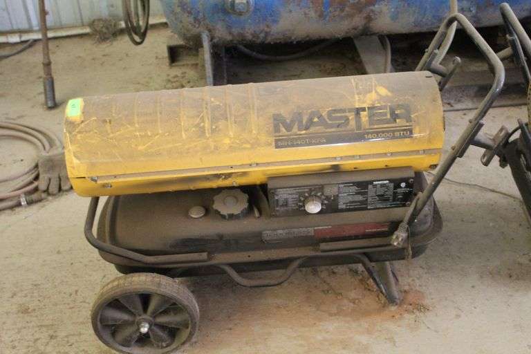 MASTER 140,000 BTU KEROSENE HEATER