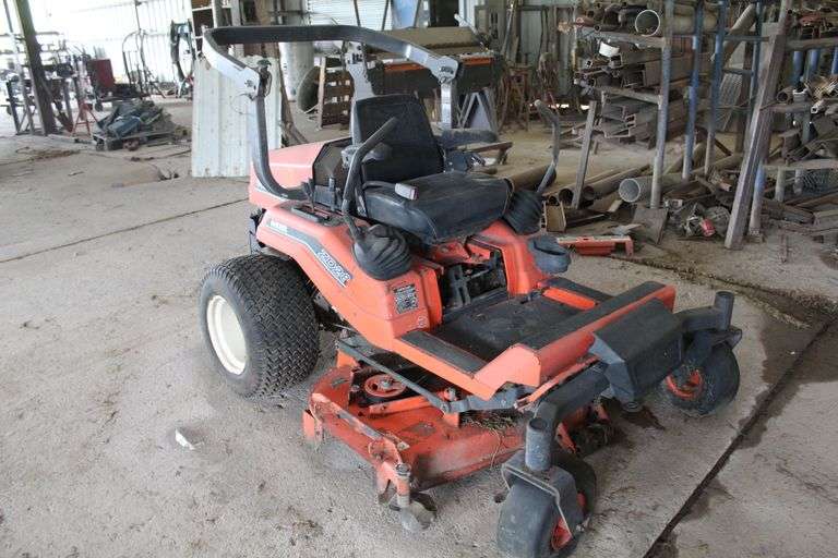 Kubota ZD28 Zero Turn Mower