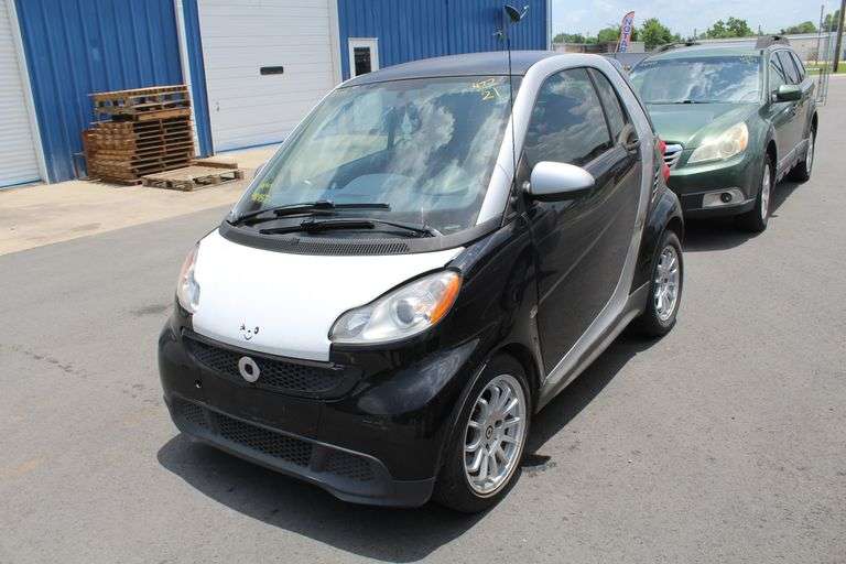 2011  SMART  Fortwo  WMEEJ3BA9BK442584  Mileage:   98957