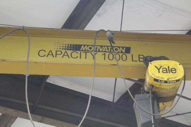MOTIVATION SHOP CRANE (1,000 LB) WITH HOIST