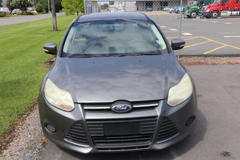 2014  FORD  Focus  1FADP3F22EL372118  Mileage:   108517