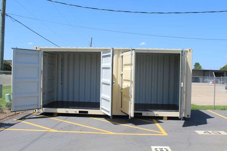 ONE TRIP (NEW) 20' SHIPPING CONTAINER WITH SIDE DOOR ENTRY