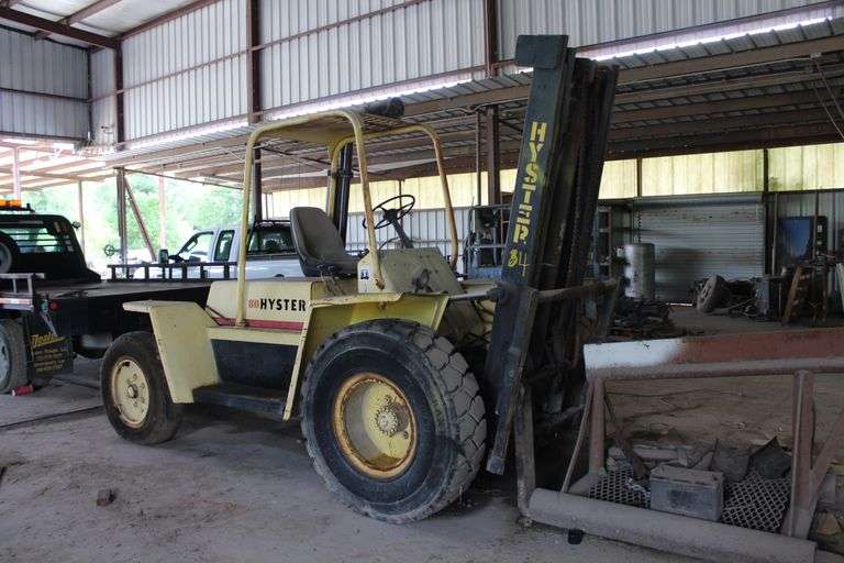 1997 Hyster P80 Fork Lift