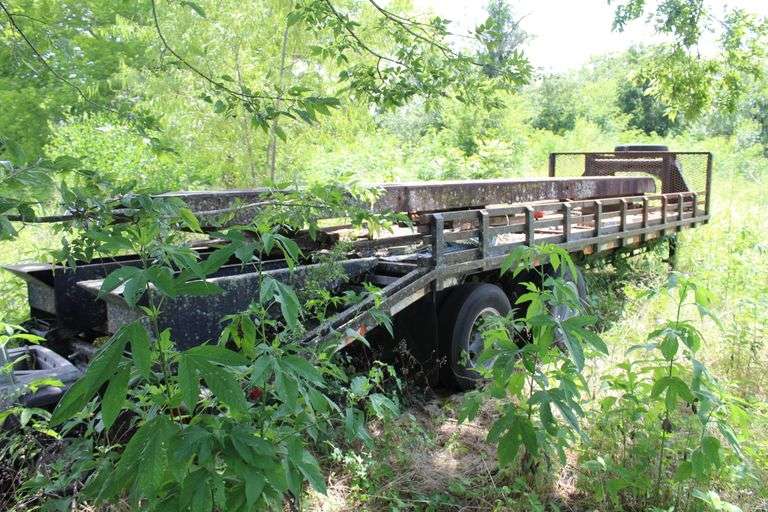 1998  BIG TEX  28' GOOSENECK TRAILER  4K8GX2024W1629166  Mileage: