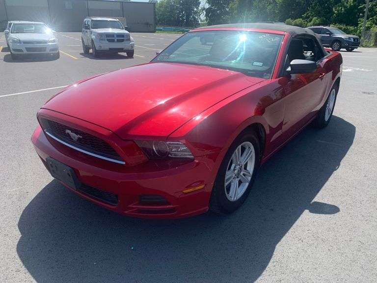 2013  FORD  Mustang  1ZVBP8EM6D5217072  Mileage:   101793