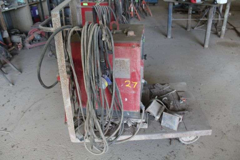 LINCOLN ELECTRIC IDEALARC 250 WELDER WITH CART