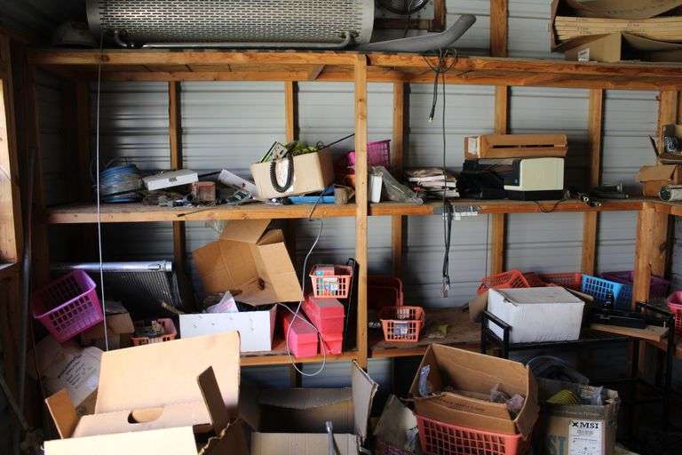 CONTENTS OF LOT 122 BUILDING *THIS IS FOR CONTENTS ONLY