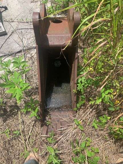 Bucket Attachment