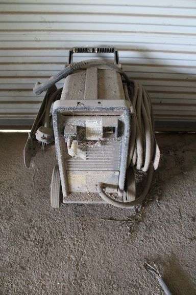 HYPERTHEM POWERMAX 900 PLASMA CUTTER
