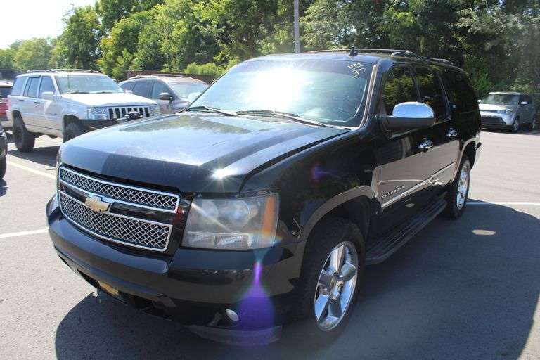 2011  CHEVROLET  Suburban  1GNSCKE06BR242172  Mileage:   293274