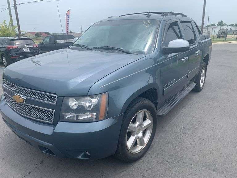 2012  CHEVROLET  Avalanche  3GNTKFE70CG106472  Mileage:   223732