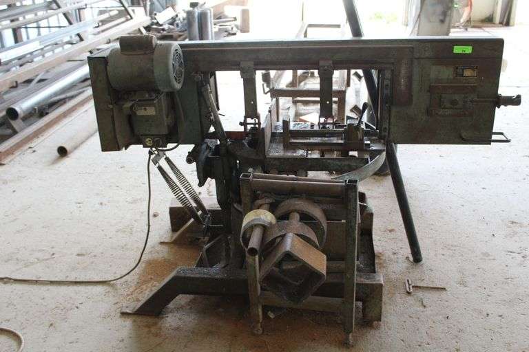 ELLIS MITRE BAND SAW, MODEL 1800