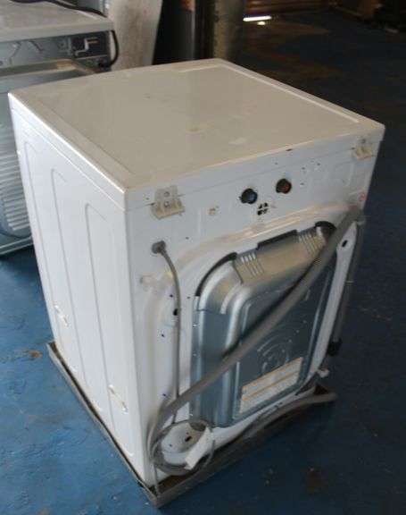 LG 5.0 cu ft. Washing Machine_Model WM3470CW