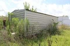 METAL SHED 12'x24' WITH CONTENTS