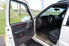 1998  JEEP  Grand Cherokee  1J4GZ88Z1WC178572  Mileage:   138267