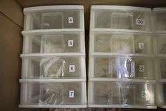 LOT OF PRE-SORTED LAMOUR NATURAL NAIL TIPS IN CONTAINERS, SET OF WHITE NAIL TIPS AND VARIOUS NAIL GL