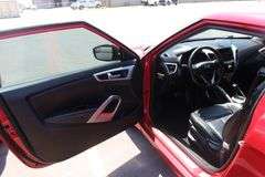 2015  HYUNDAI  Veloster  KMHTC6AD6FU220457  Mileage:   82215