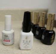 LOT OF ASSORTED GEL TOP AND BASE COAT