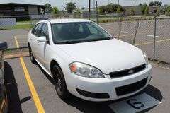 2016  CHEVROLET  Impala Limited  2G1WD5E31G1104230  Mileage:   122484