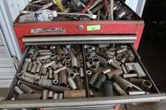 CRAFTSMAN TOOL BOX WITH TOOLS