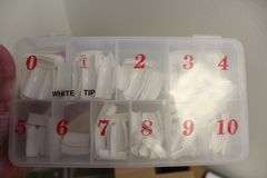 LOT OF PRE-SORTED LAMOUR NATURAL NAIL TIPS IN CONTAINERS, SET OF WHITE NAIL TIPS AND VARIOUS NAIL GL