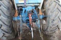 New Holland 1920 Tractor