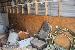 METAL SHED 12'x24' WITH CONTENTS