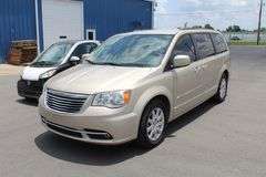 2015  CHRYSLER  Town and Country  2C4RC1BG1FR618019  Mileage:   151198