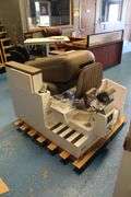 CONTEGO SPA DESIGNS / "MAJESTIC" STYLE PEDICURE SPA CHAIR / 6 FUNCTION MASSAGE CHAIR