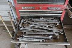 CRAFTSMAN TOOL BOX WITH TOOLS