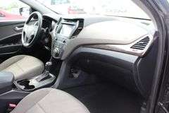 2017  HYUNDAI  Santa Fe Sport  5NMZU3LB4HH040619  Mileage:   118371
