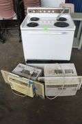 LOT WITH ELECTRIC STOVE AND 2- 110 AC UNITS