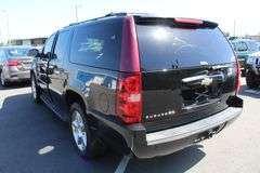 2011  CHEVROLET  Suburban  1GNSCKE06BR242172  Mileage:   293274