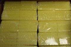 MINI DISPOSABLE PUMICE PADS-YELLOW / CASE OF 400  (40PCS PER PACK - 10 PACKS PER CASE)