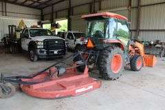 Kubota L6060 Tractor