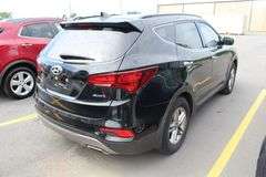 2017  HYUNDAI  Santa Fe Sport  5NMZU3LB4HH040619  Mileage:   118371