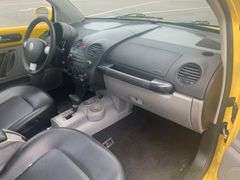 2005  VOLKSWAGEN  Beetle  3VWCR31C65M418352  Mileage:   103160