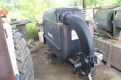 AGRIFAB 32 CU FT MOWER VAC/BAGGER