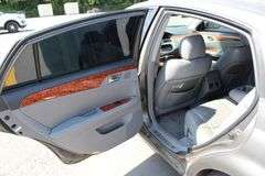 2006  TOYOTA  Avalon  4T1BK36B16U128385  Mileage:   219433