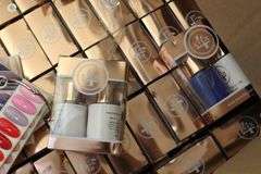 4EVR- GEL & LACQUER COMBOS - CASE OF 171 ASSORTED COLORS