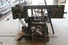 ELLIS MITRE BAND SAW, MODEL 1800