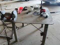 METAL GRINDER TABLE WITH GRINDER WHEEL 4'x4'